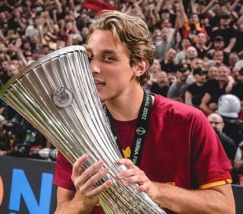 梅西因违规,手部接触掐,对手教练后,南宫28NG娱乐官网,南宫28NG娱乐官网在线娱乐平台