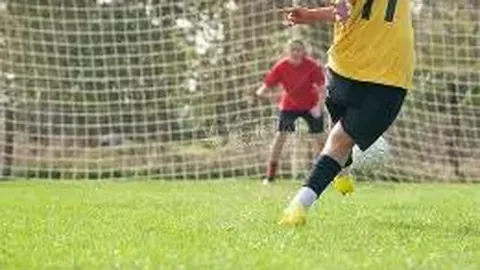 张纪中最新照曝光，精神状态佳，杜恩湖澄清离婚风波传言