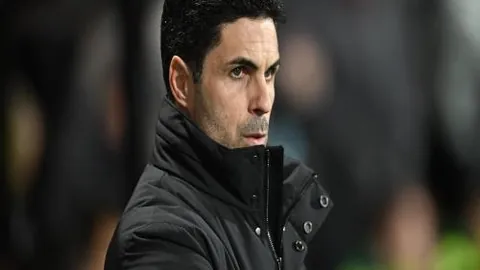 全球最快高铁屡次试验确保性能卓越