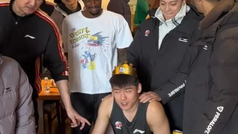 斯洛特直言：防守沟通胜于进攻，今夏预期可能过于理想，揭秘新赛季备战内幕！